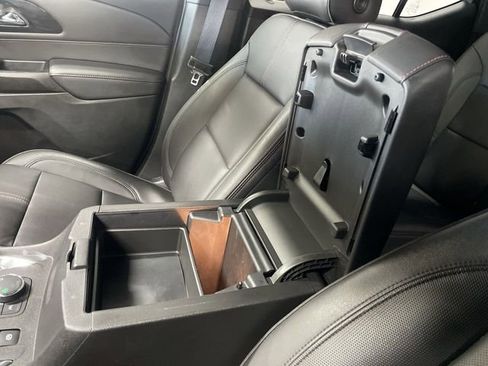 Certified 2023 Chevrolet Traverse RS w/ LPO, Floor Liner Package image 21