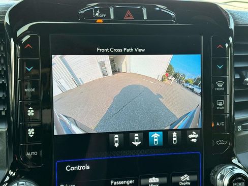 Used 2021 RAM 2500 Limited AWD/4WD image 31