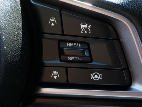 Used 2025 Subaru Outback Premium AWD/4WD image 29