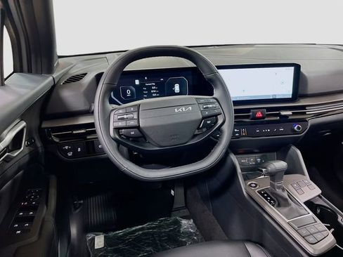 New 2026 Kia Sportage X-Line w/ X-Line Technology Package image 24