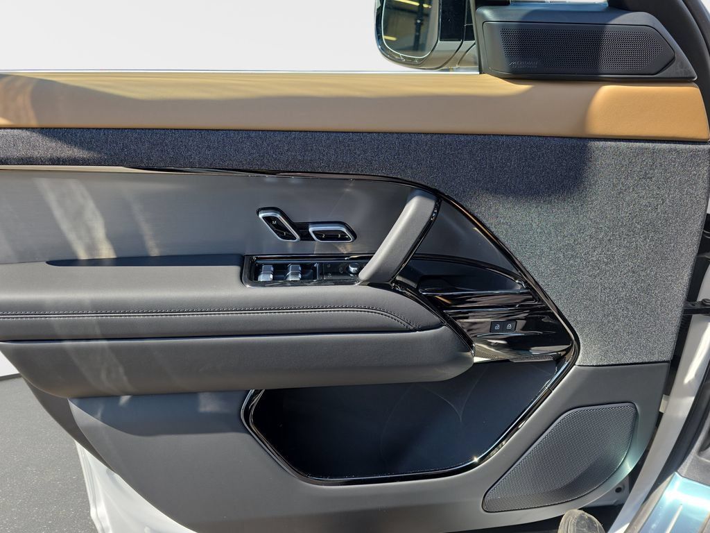 New 2026 Land Rover Range Rover Sport Dynamic SE AWD/4WD image 19