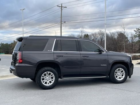 Used 2016 GMC Yukon SLE w/ Convenience Package image 8