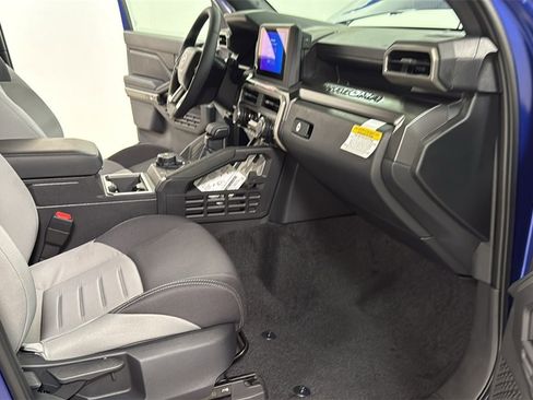 New 2025 Toyota Tacoma TRD Off-Road image 18