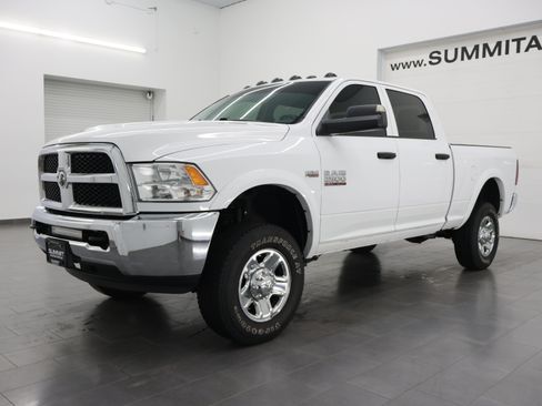 Used 2018 RAM 2500 Tradesman w/ Chrome Appearance Group AWD/4WD image 7