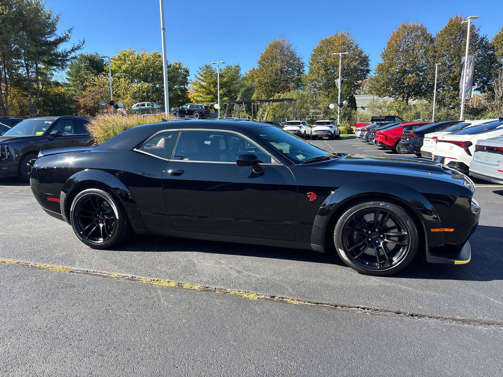 Used 2022 Dodge Challenger SRT Hellcat RWD image 5