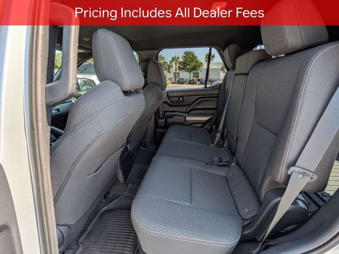 Certified 2025 Toyota 4Runner SR5 AWD/4WD image 15