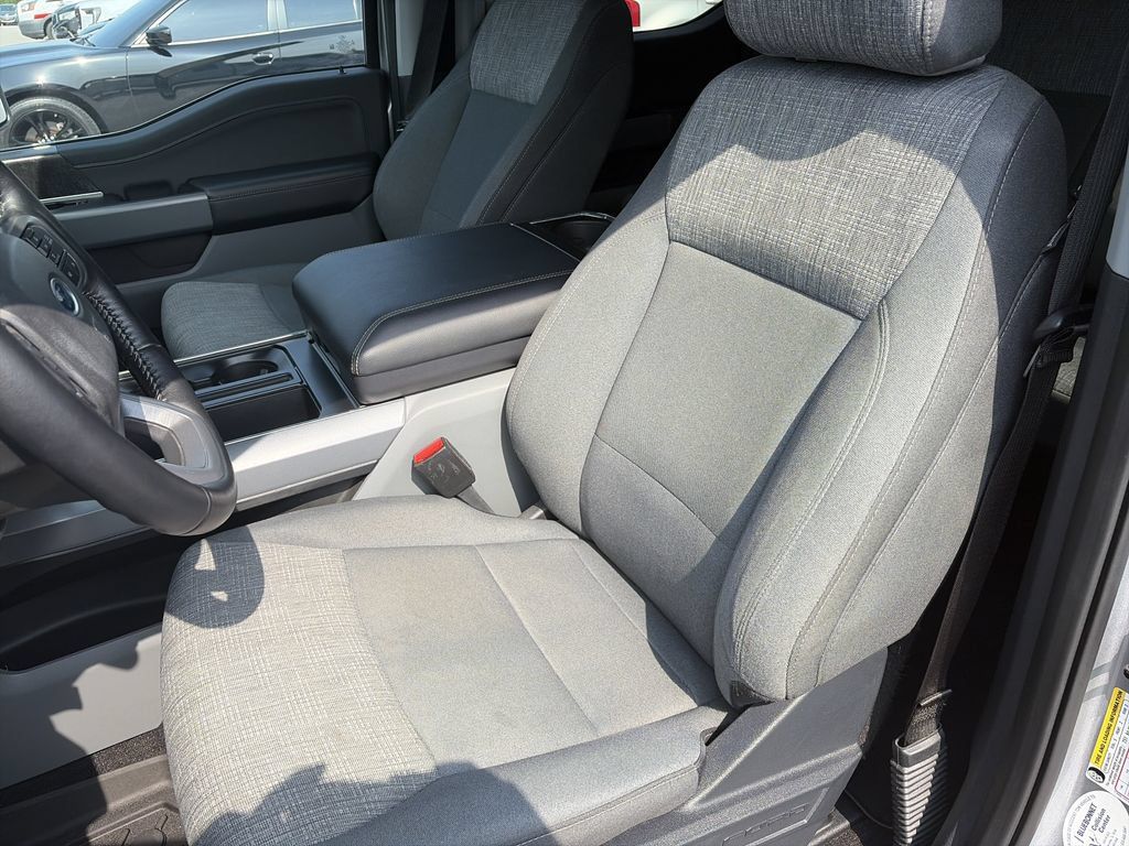 Used 2022 Ford F150 XLT w/ Equipment Group 302A High RWD image 12