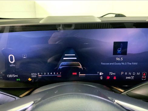 Used 2025 Buick Envision Sport Touring image 20