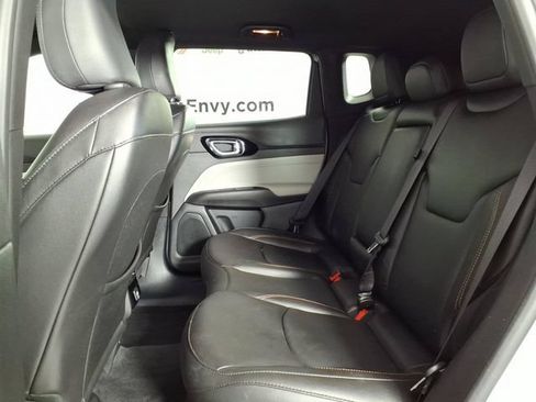 Used 2024 Jeep Compass Limited AWD/4WD image 9