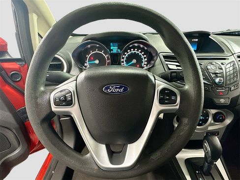 Used 2018 Ford Fiesta SE w/ Cold Weather Package image 9
