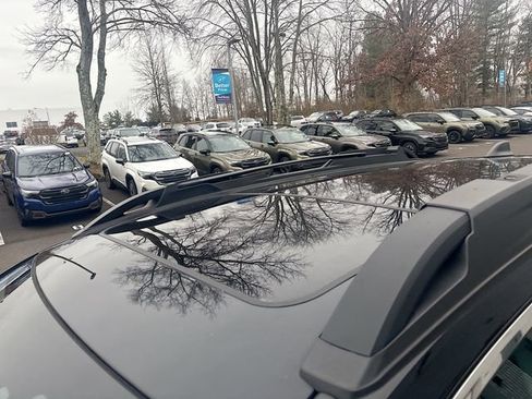 Used 2023 Subaru Outback Premium image 7