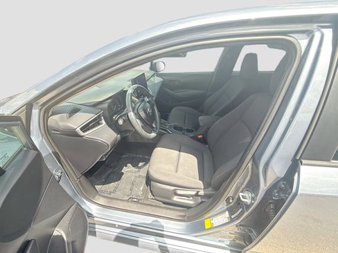 Used 2024 Toyota Corolla LE FWD image 18