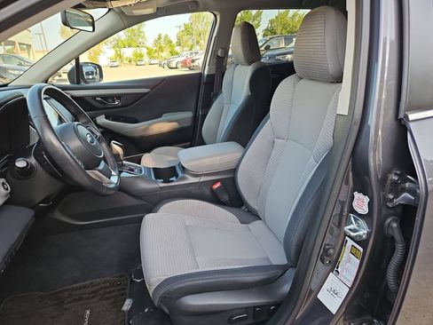 Used 2025 Subaru Outback Premium AWD/4WD image 25