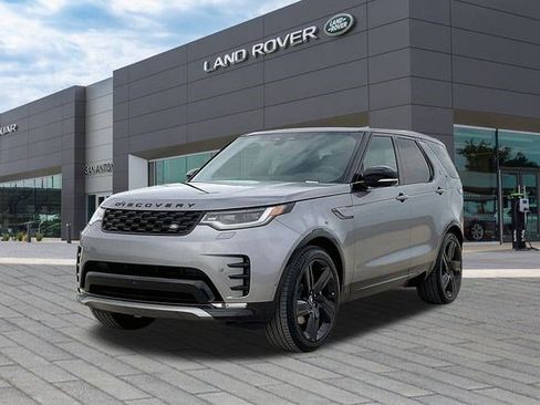 New 2025 Land Rover Discovery Dynamic SE image 1