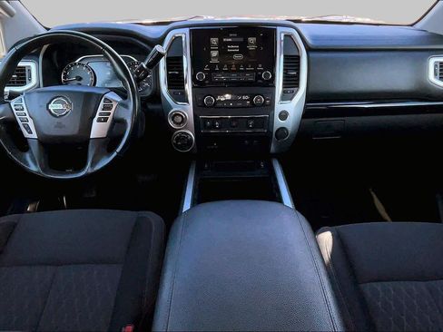 Used 2021 Nissan Titan SV w/ SV Convenience Package AWD/4WD image 15