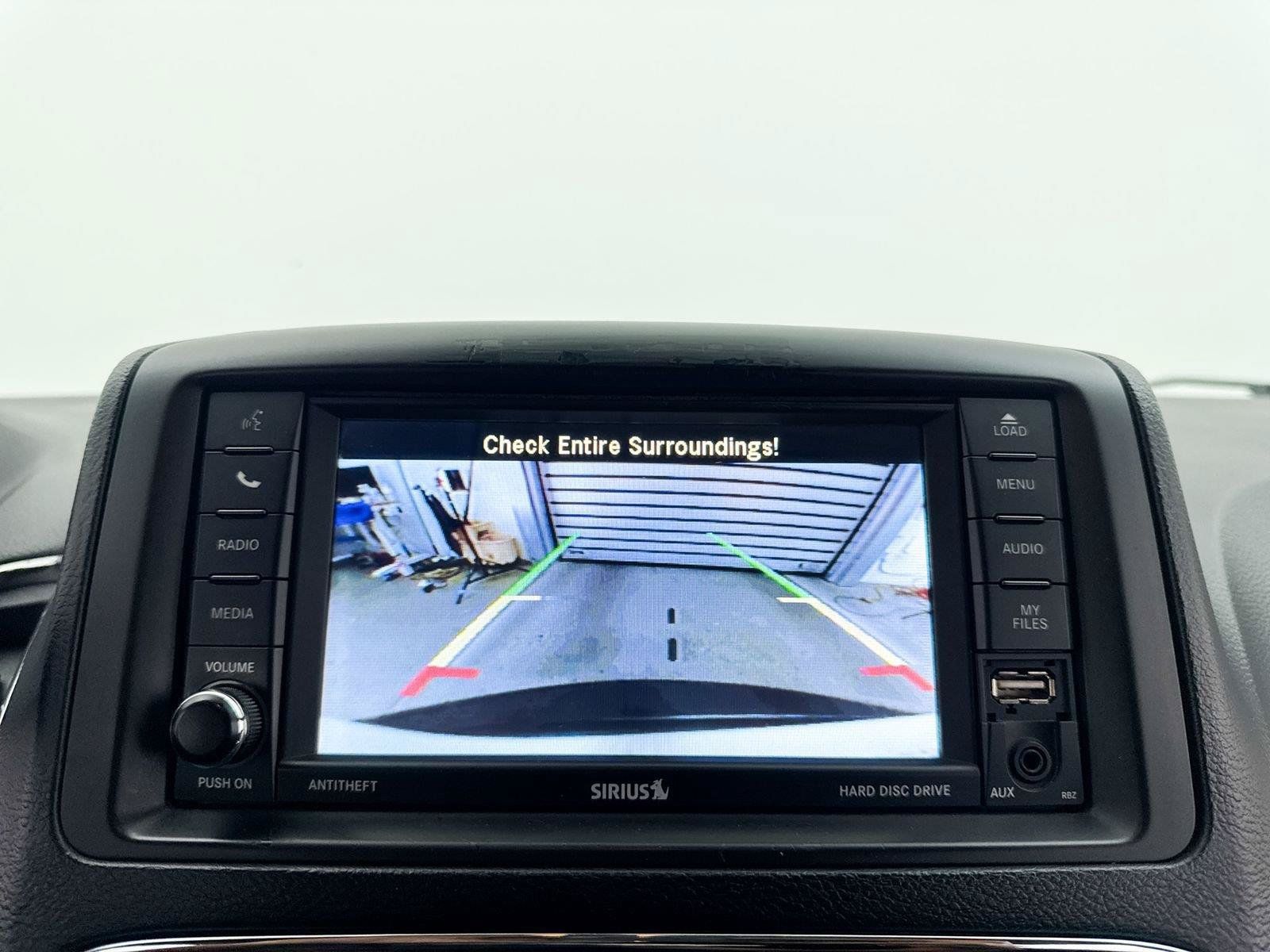 Used 2017 Dodge Grand Caravan SE FWD image 8