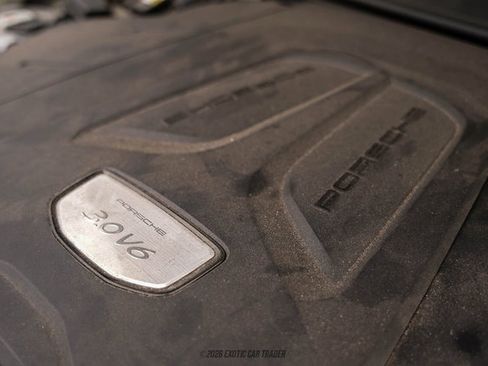 Used 2020 Porsche Cayenne AWD/4WD image 19