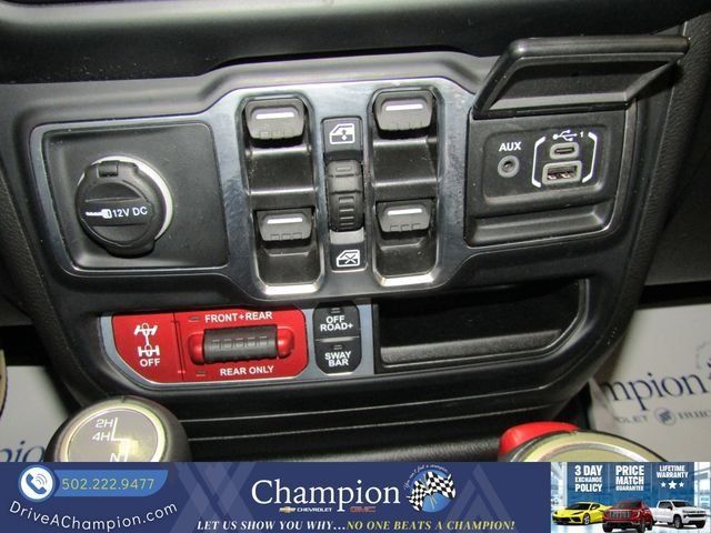Used 2023 Jeep Gladiator Rubicon w/ LED Lighting Group AWD/4WD image 37