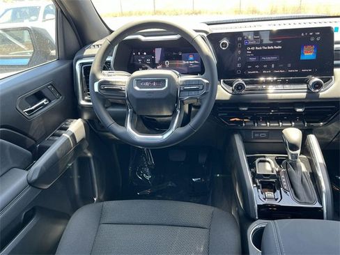 New 2025 GMC Canyon Elevation image 11
