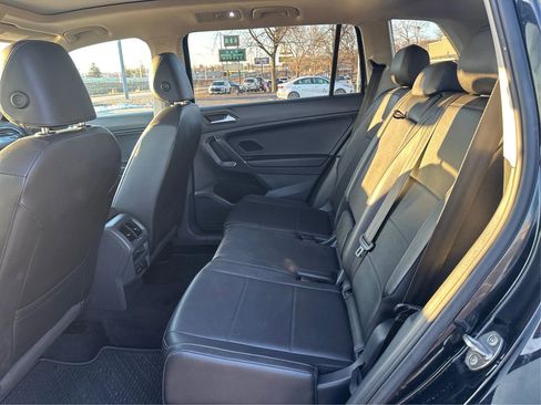 Used 2020 Volkswagen Tiguan SEL w/ Tiguan Two-Row MDO Package AWD/4WD image 10