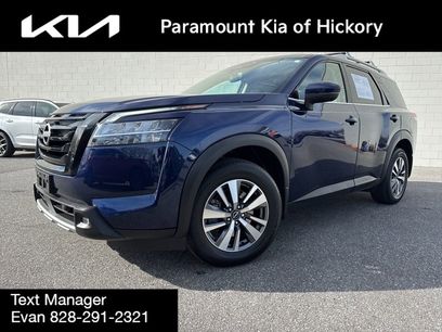 Used 2022 Nissan Pathfinder SL w/ SL Black Package