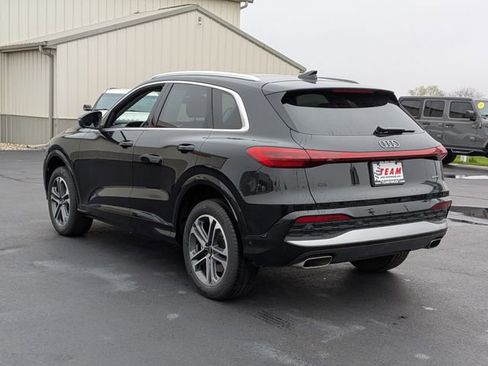 Used 2025 Audi Q5 Premium w/ Convenience Package AWD/4WD image 5