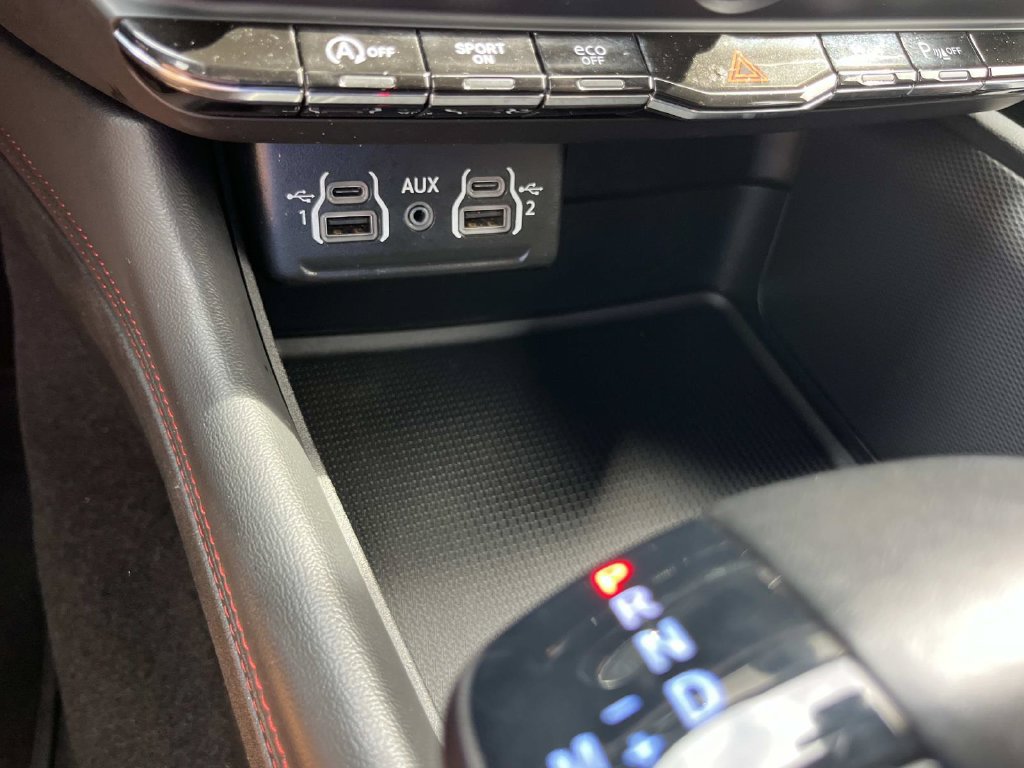 Used 2025 Dodge Durango GT AWD/4WD image 40