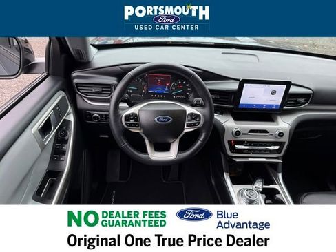 Used 2023 Ford Explorer XLT w/ Equipment Group 202A image 7