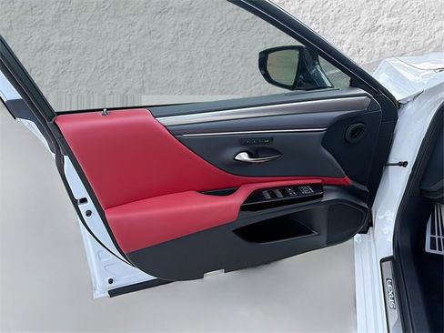 Used 2024 Lexus ES 350 F Sport image 21