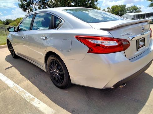 Used 2018 Nissan Altima 2.5 S w/ S Convenience Package image 7
