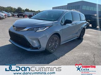 Used 2024 Toyota Sienna XSE w/ XSE Plus Package FWD video 1