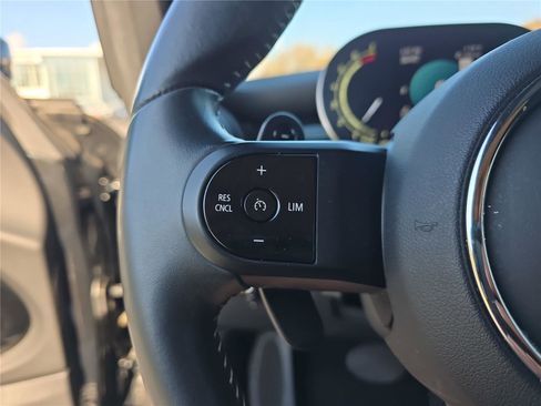 Used 2023 MINI Cooper S image 23