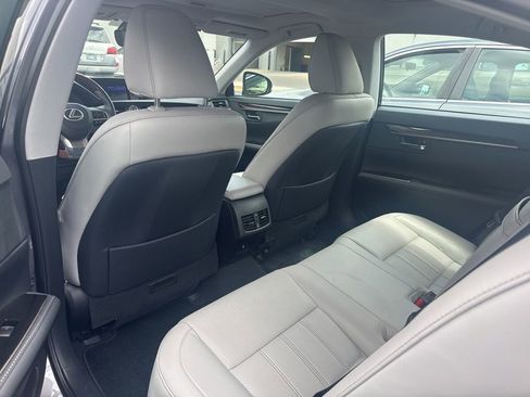 Used 2018 Lexus ES 350 w/ Luxury Package w/Wood Trim FWD image 7