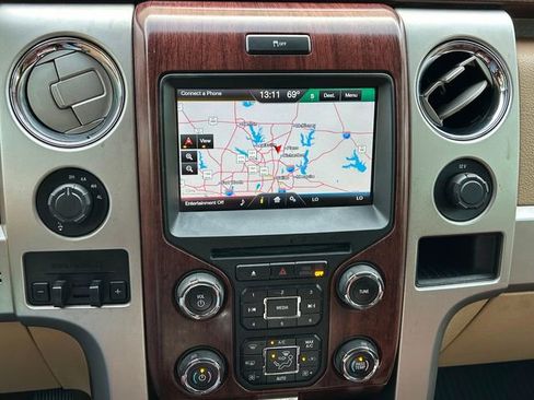 Used 2014 Ford F150 King Ranch w/ King Ranch Luxury Package image 16