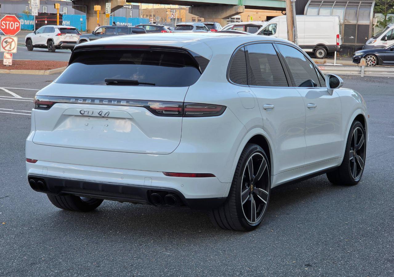 Used 2019 Porsche Cayenne Turbo AWD/4WD image 7