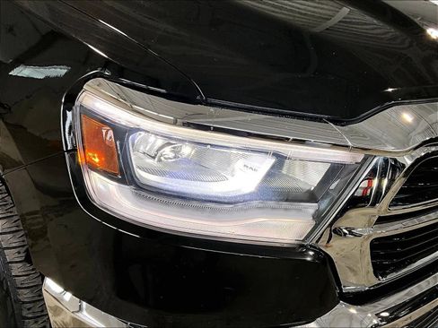 Used 2019 RAM 1500 Big Horn image 32