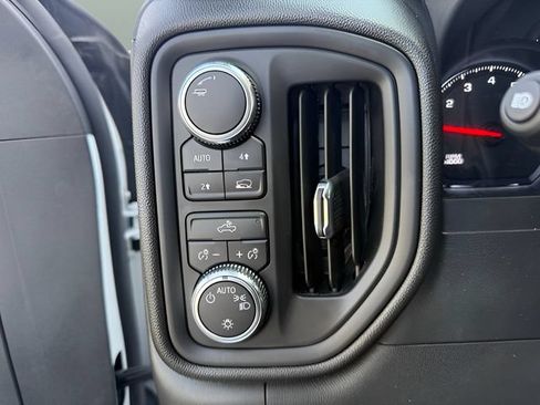 Used 2023 GMC Sierra 1500 Pro w/ Pro Value Package AWD/4WD image 26