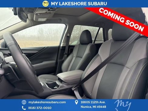 Used 2025 Subaru Outback Onyx Edition w/ Popular Package #2 image 12