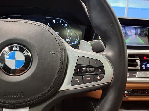 Used 2021 BMW 330i Sedan w/ M Sport Package image 28