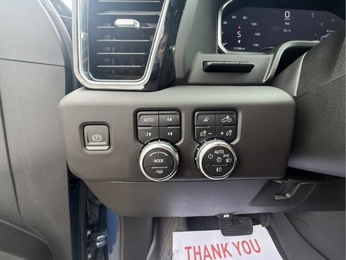 Used 2024 GMC Sierra 2500 Denali w/ Denali Reserve Package AWD/4WD image 22