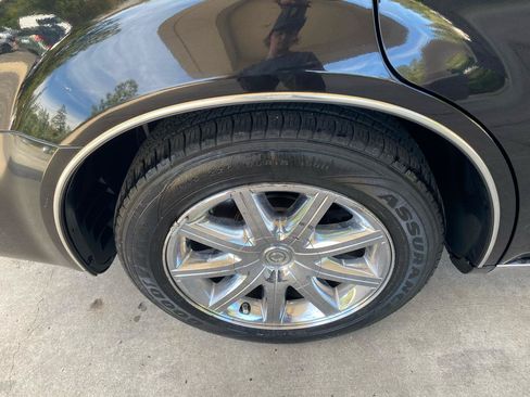 Used 2007 Chrysler 300 C RWD image 26