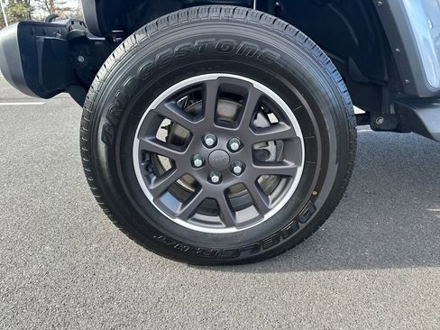 Used 2020 Jeep Wrangler Unlimited Sahara w/ LED Lighting Group image 12