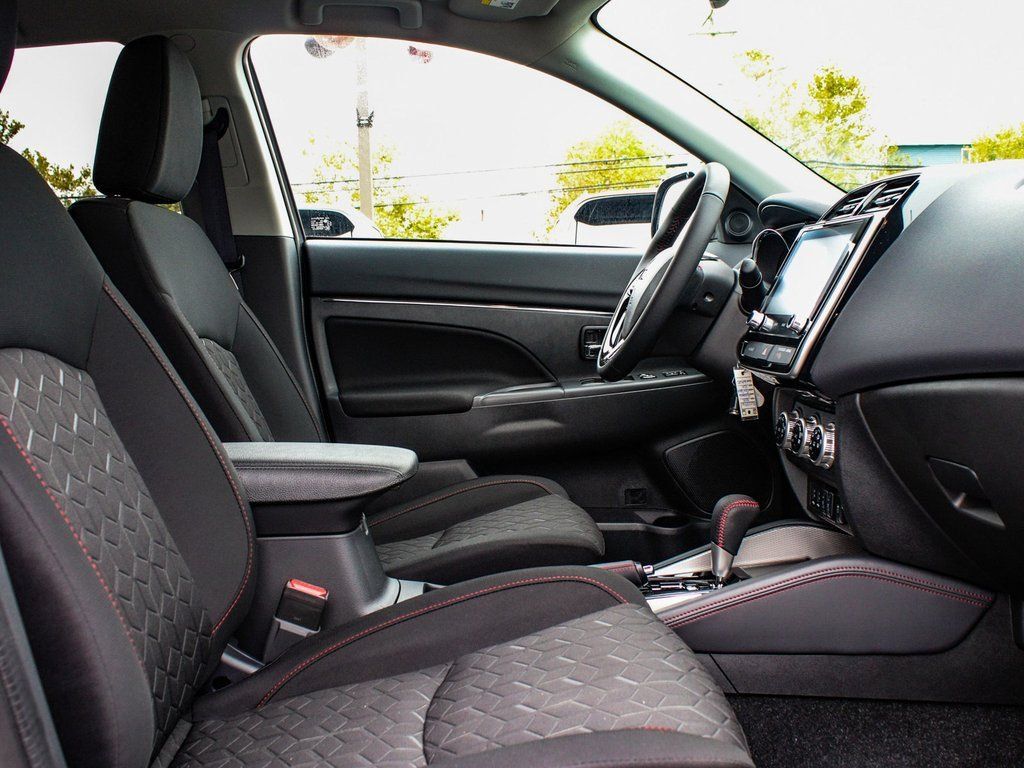 New 2025 Mitsubishi Outlander Sport AWD image 39