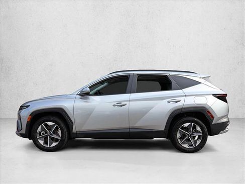 Used 2025 Hyundai Tucson SEL AWD/4WD image 8