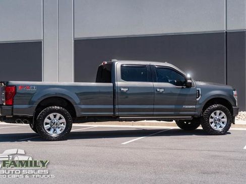 Used 2020 Ford F350 Platinum AWD/4WD image 10