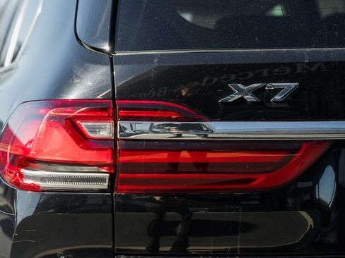 Used 2020 BMW X7 xDrive40i w/ Premium Package image 7