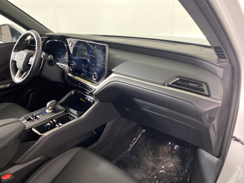 Used 2026 Lexus TX 350 AWD w/ Technology Package image 36
