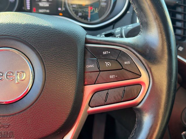 Used 2021 Jeep Cherokee Latitude Lux w/ Sun & Sound Group FWD image 30