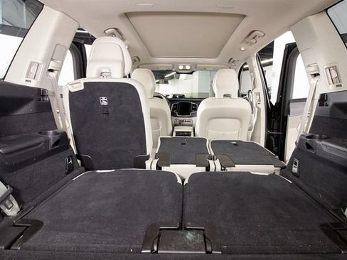 Certified 2023 Volvo XC90 B6 Core w/ Protection Package Premier AWD/4WD image 26