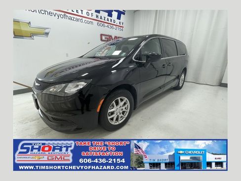 Used 2024 Chrysler Voyager LX FWD image 1